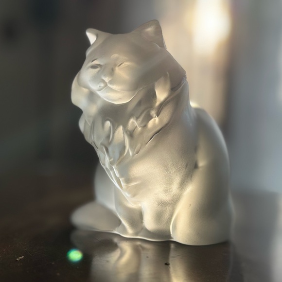 Vintage Frosted Heavy Crystal Glass Cat Figurine